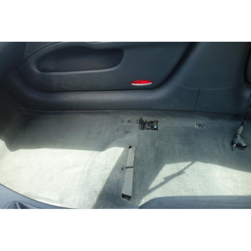 Verin de coffre RENAULT LAGUNA 2 Photo n°9