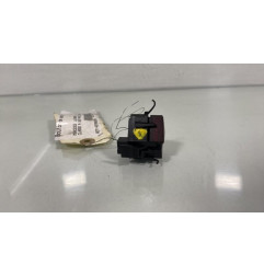 Bouton de warning MERCEDES CLASSE A 169