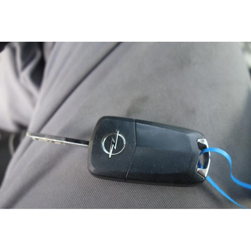 Air bag conducteur OPEL CORSA D Photo n°7
