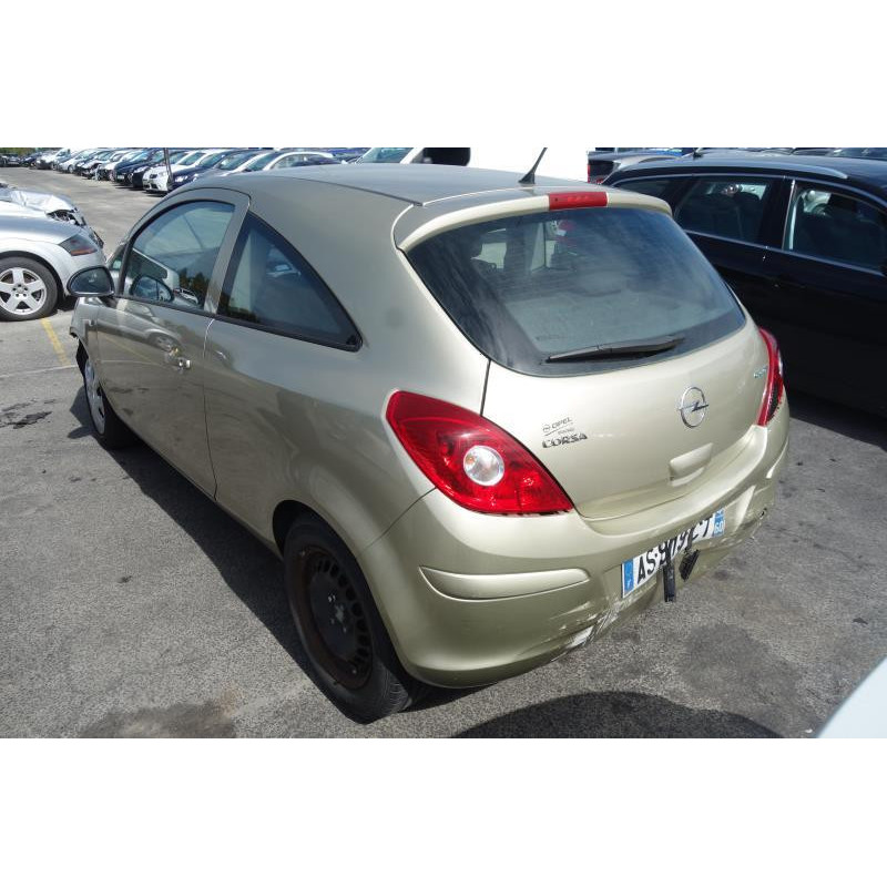 Air bag conducteur OPEL CORSA D Photo n°8