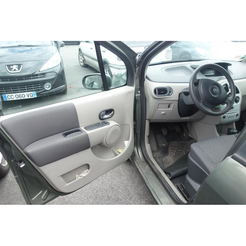 Air bag conducteur RENAULT MODUS Photo n°8