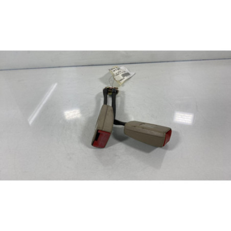 Attache ceinture arriere gauche AUDI A3 1 Photo n°1