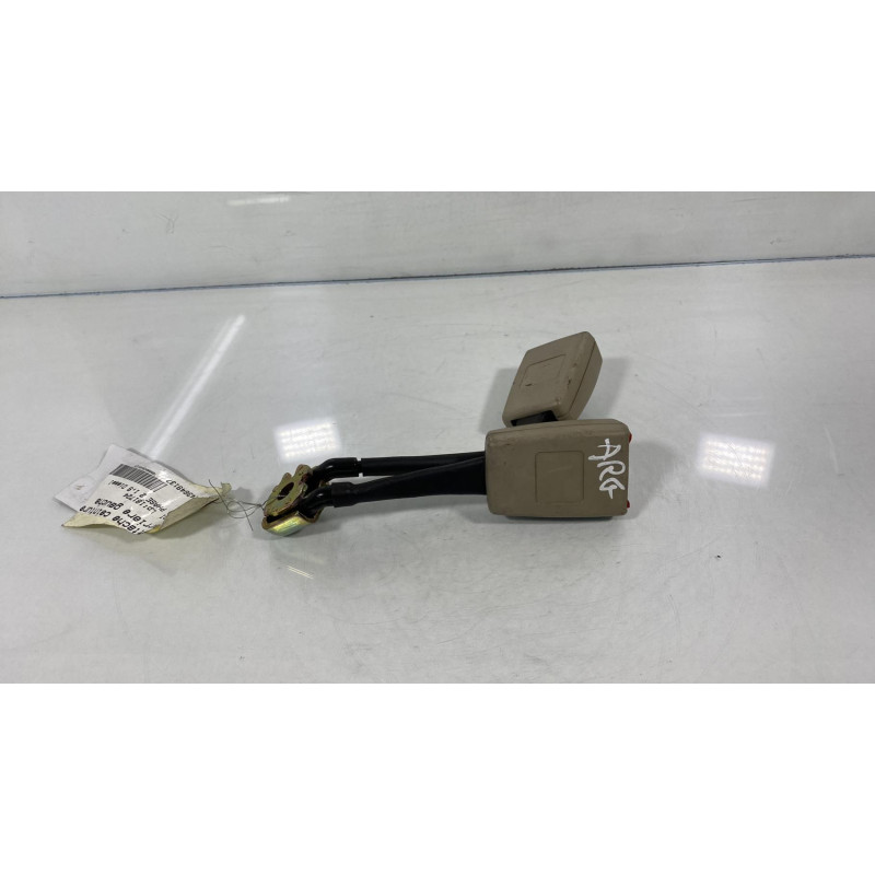 Attache ceinture arriere gauche AUDI A3 1 Photo n°2