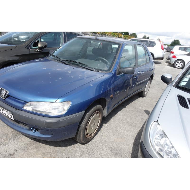 Etrier avant droit (freinage) PEUGEOT 306 Photo n°1