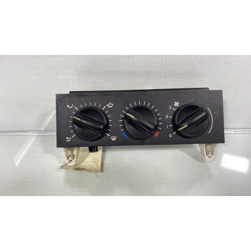 Commande chauffage OPEL MOVANO A Photo n°2
