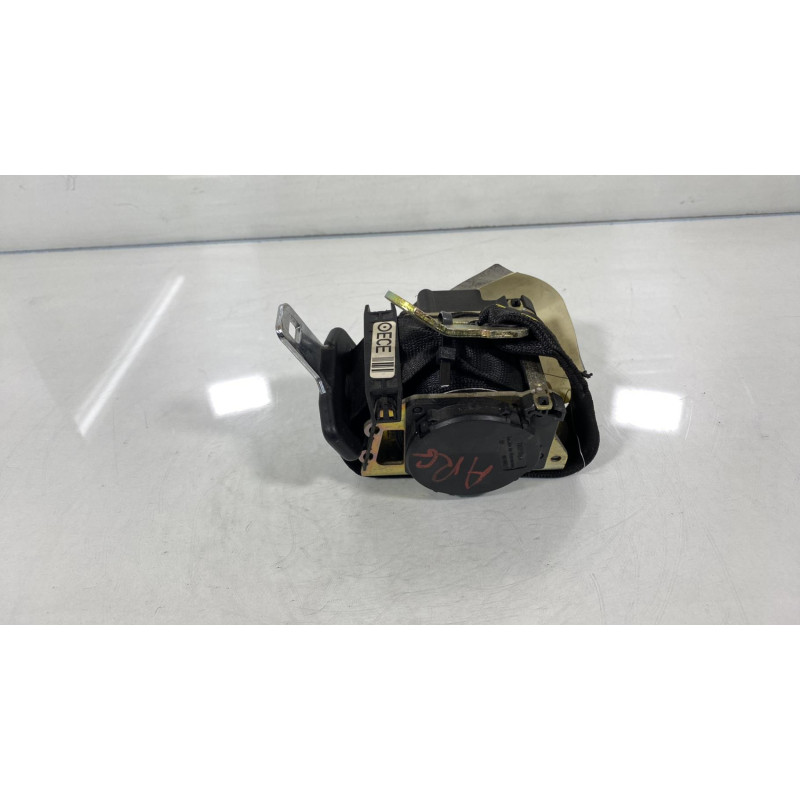 Ceinture arriere gauche BMW SERIE 3 E46 Photo n°2