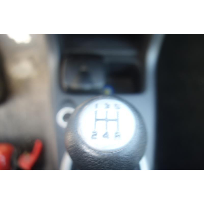 Volant SUZUKI SWIFT 3 Photo n°1