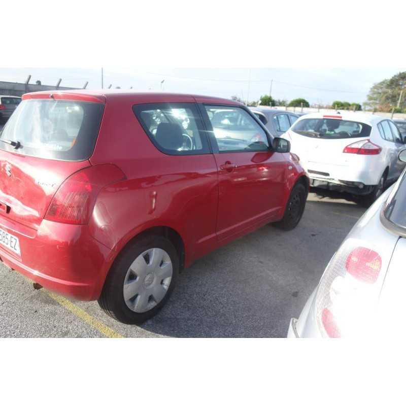 Volant SUZUKI SWIFT 3 Photo n°9