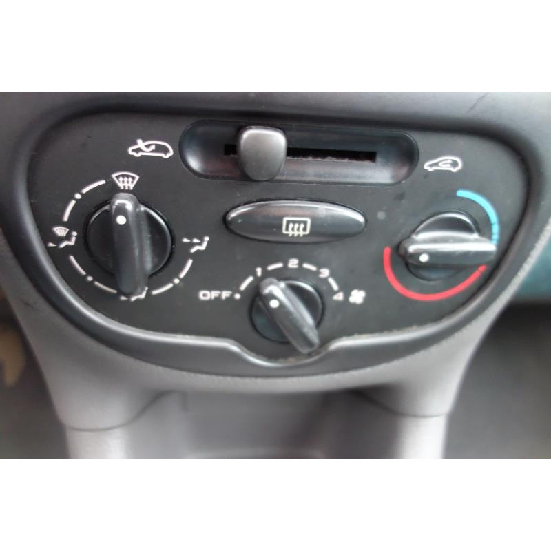 Etrier avant droit (freinage) PEUGEOT 206 Photo n°6