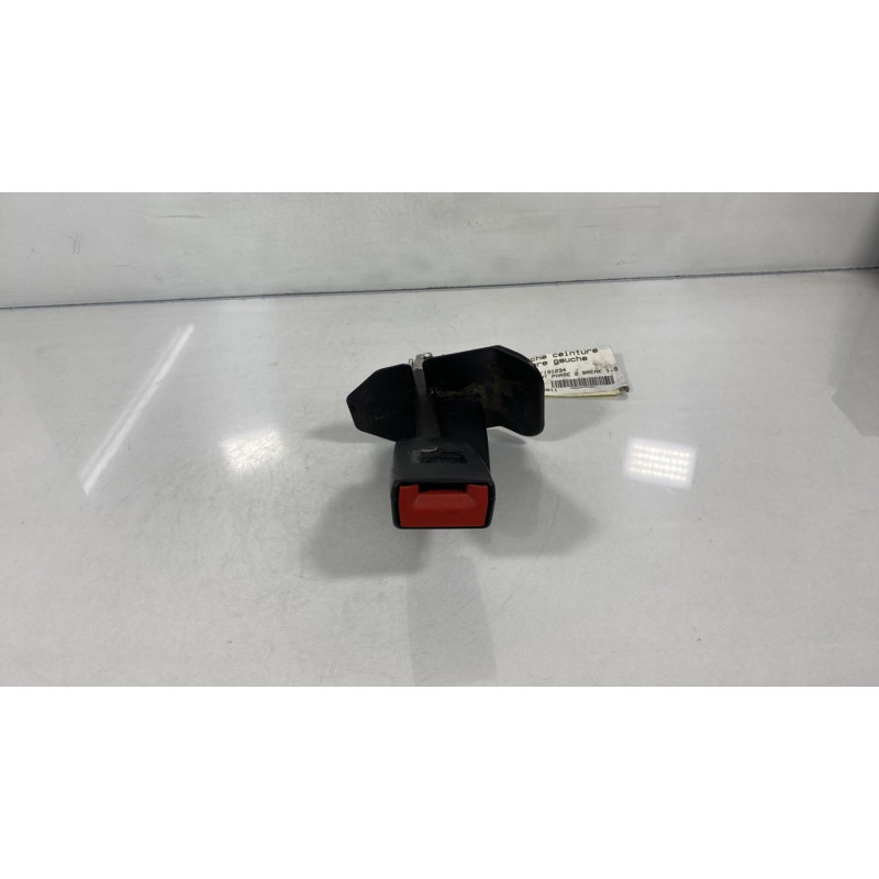 Attache ceinture arriere gauche AUDI A4 2 Photo n°1