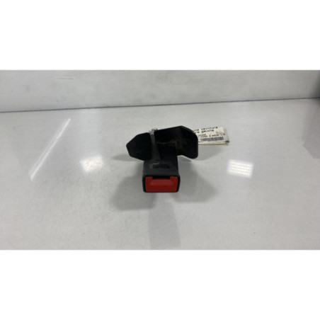 Attache ceinture arriere gauche AUDI A4 2 Photo n°1