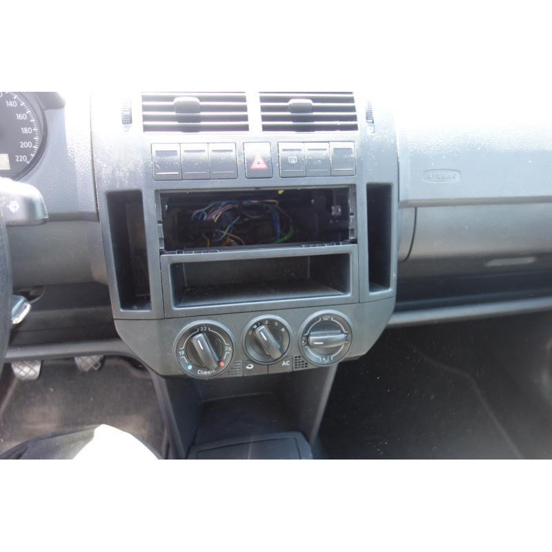 Air bag conducteur VOLKSWAGEN POLO 4 Photo n°3