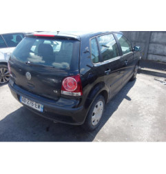 Pretensionneur de ceinture avant droit VOLKSWAGEN POLO 4