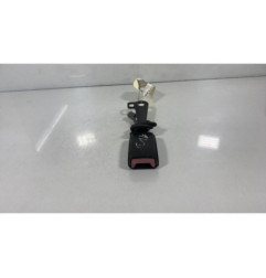 Attache ceinture avant droit KIA CEE-D 1