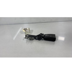 Attache ceinture avant droit KIA CEE-D 1