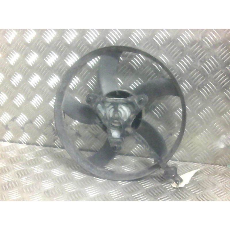 Moto ventilateur radiateur VOLKSWAGEN POLO 4 Photo n°1