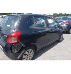 Boite a gants TOYOTA YARIS 2