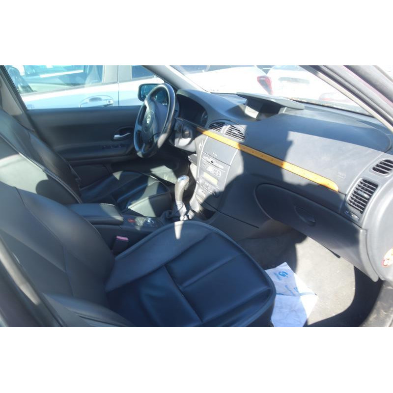 Vitre arriere droit RENAULT LAGUNA 2 Photo n°2