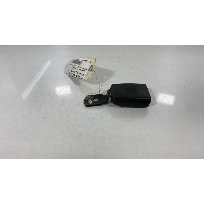 Attache ceinture arriere gauche VOLKSWAGEN SHARAN 1 Photo n°2