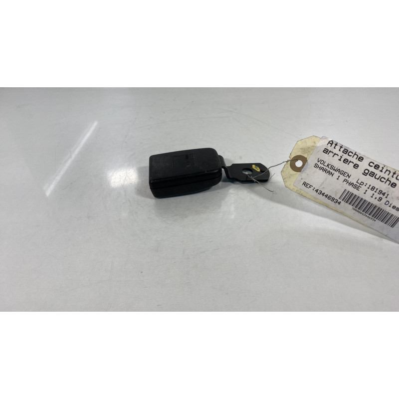 Attache ceinture arriere gauche VOLKSWAGEN SHARAN 1 Photo n°3