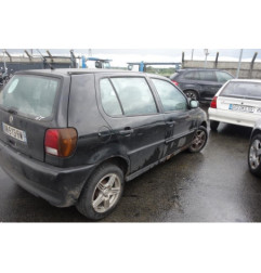 Optique avant secondaire droit (feux)(clignotant) VOLKSWAGEN POLO 3