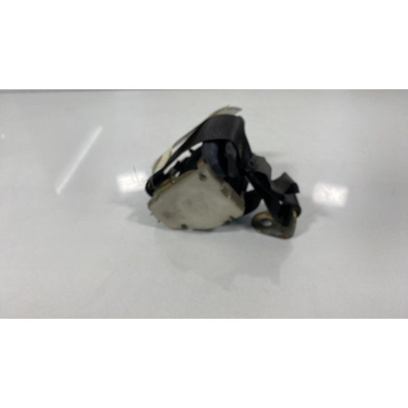 Ceinture arriere droit OPEL CORSA B Photo n°1