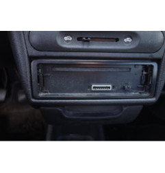 Ceinture arriere droit OPEL CORSA B