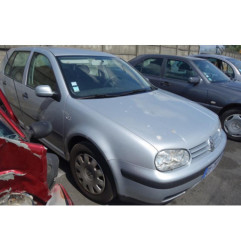 Pretensionneur de ceinture avant droit VOLKSWAGEN GOLF 4