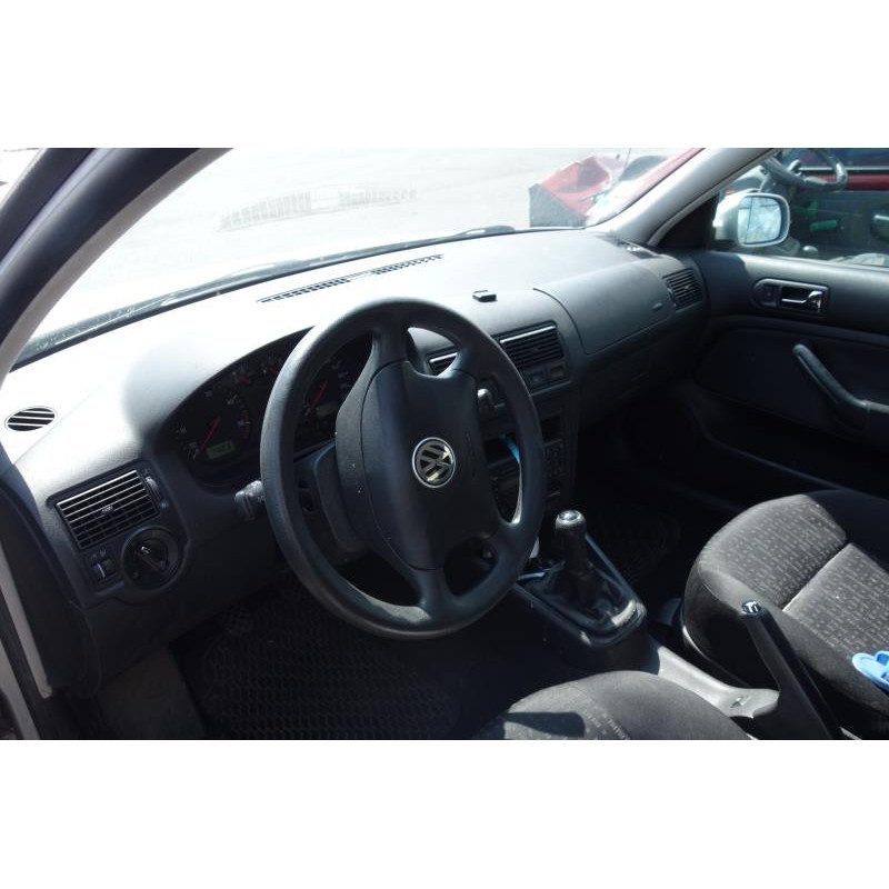 Pretensionneur de ceinture avant droit VOLKSWAGEN GOLF 4 Photo n°8