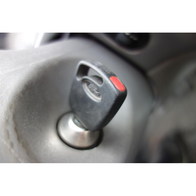 Trappe d'essence FORD KA 1 Photo n°10