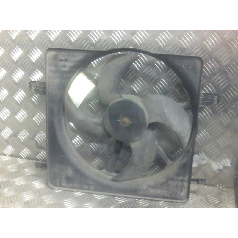 Moto ventilateur radiateur FORD KA 1 Photo n°3