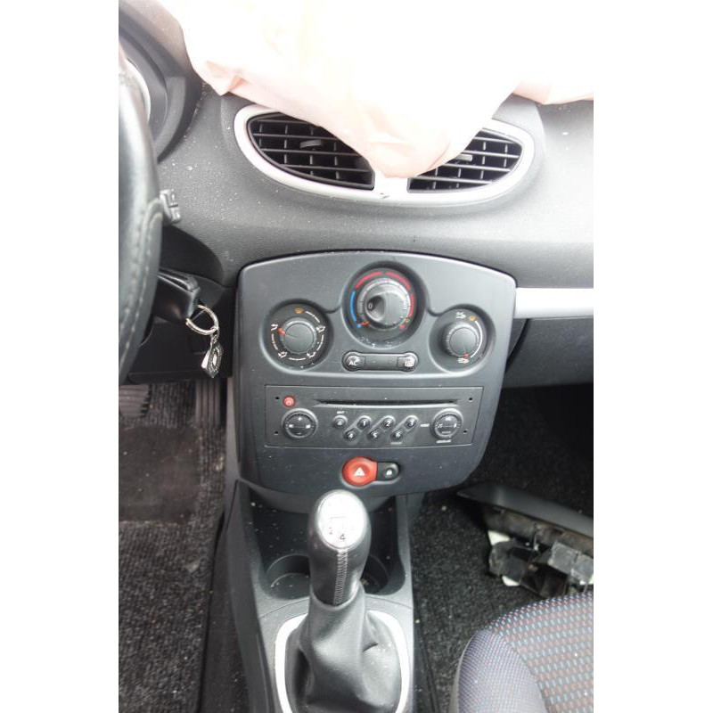 Barres de toit RENAULT CLIO 3 Photo n°7