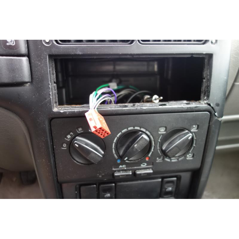Cremaillere assistee VOLKSWAGEN POLO 3 Photo n°11