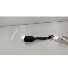 Attache ceinture avant droit VOLKSWAGEN POLO 4 Photo n°1