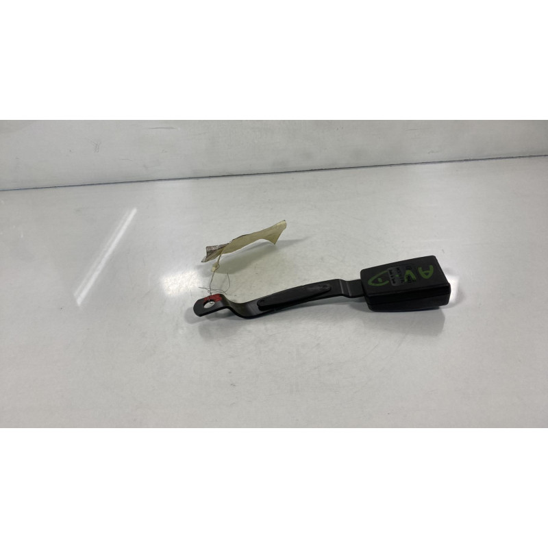 Attache ceinture avant droit VOLKSWAGEN POLO 4 Photo n°2