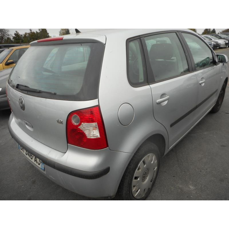 Attache ceinture avant droit VOLKSWAGEN POLO 4 Photo n°6