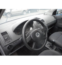 Attache ceinture avant droit VOLKSWAGEN POLO 4