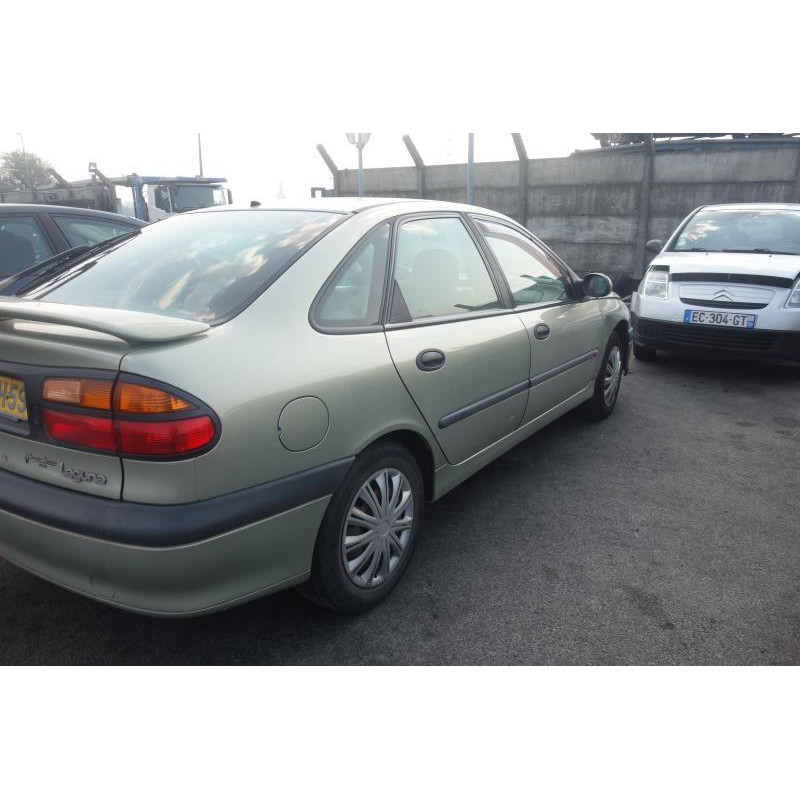 Pare choc avant RENAULT LAGUNA 1 Photo n°12