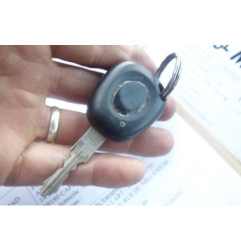 Pare choc avant RENAULT LAGUNA 1
