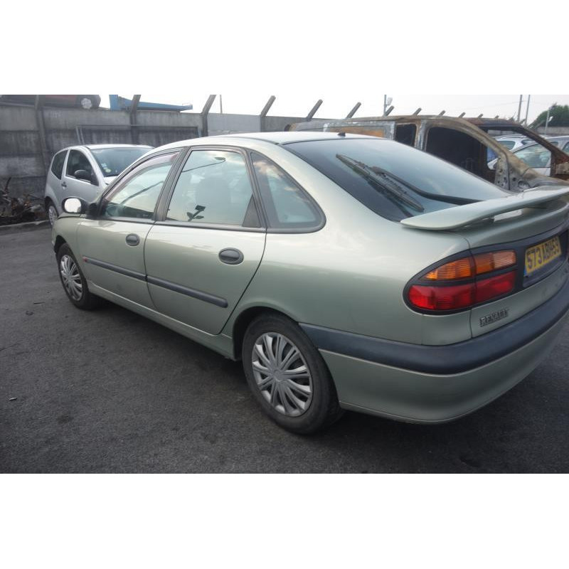 Interrupteur de leve vitre avant droit RENAULT LAGUNA 1 Photo n°12