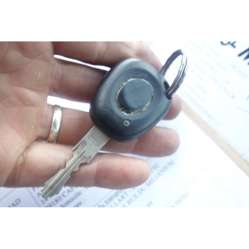 Interrupteur de leve vitre avant droit RENAULT LAGUNA 1 Photo n°14
