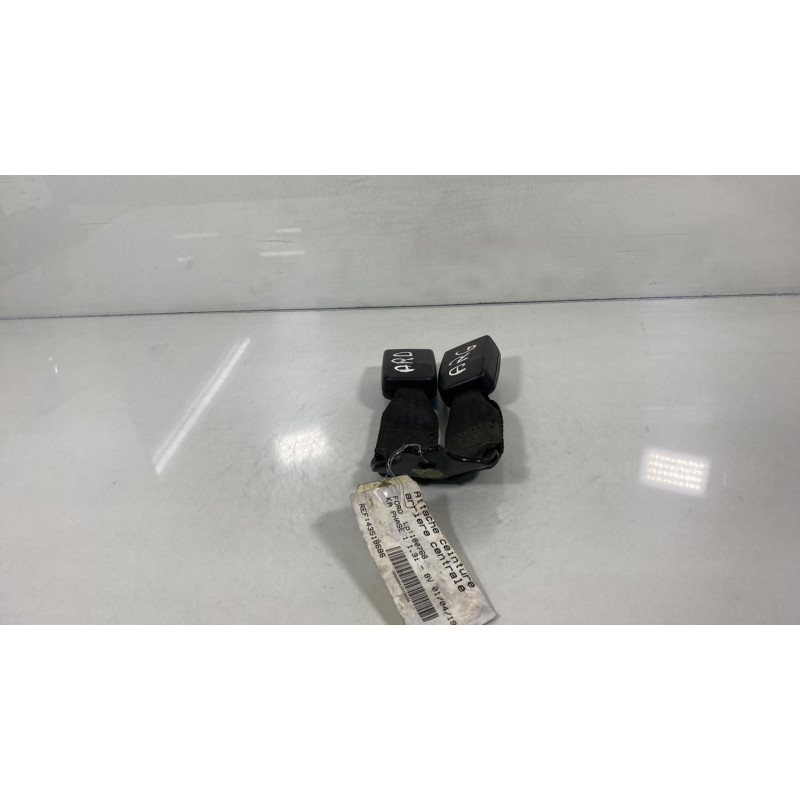 Attache ceinture arriere centrale FORD KA 1 Photo n°1