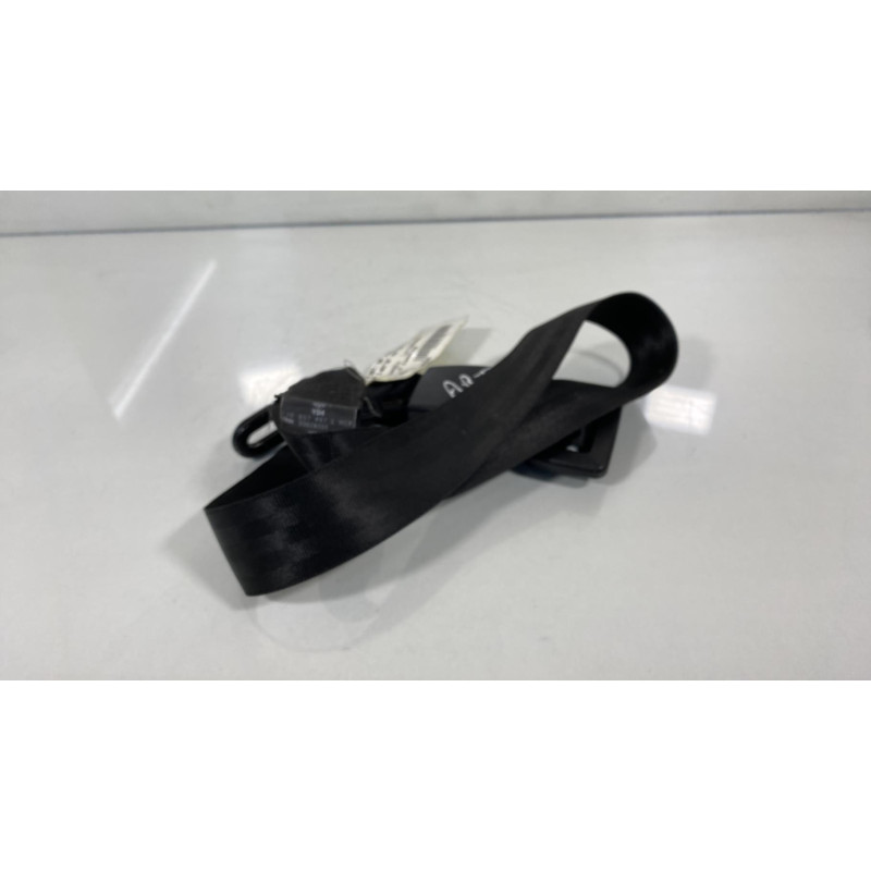Attache ceinture arriere droit VOLKSWAGEN BORA Photo n°1