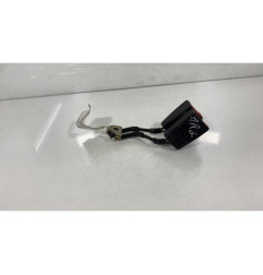Attache ceinture arriere gauche VOLKSWAGEN BORA