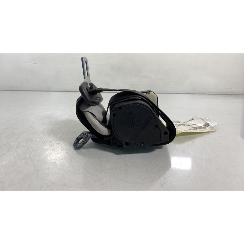 Ceinture arriere gauche VOLKSWAGEN BORA Photo n°3