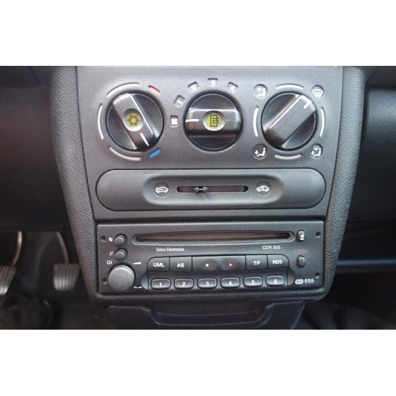 Pompe à carburant OPEL CORSA B Photo n°9