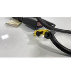 Pretensionneur de ceinture avant droit FORD FIESTA 4