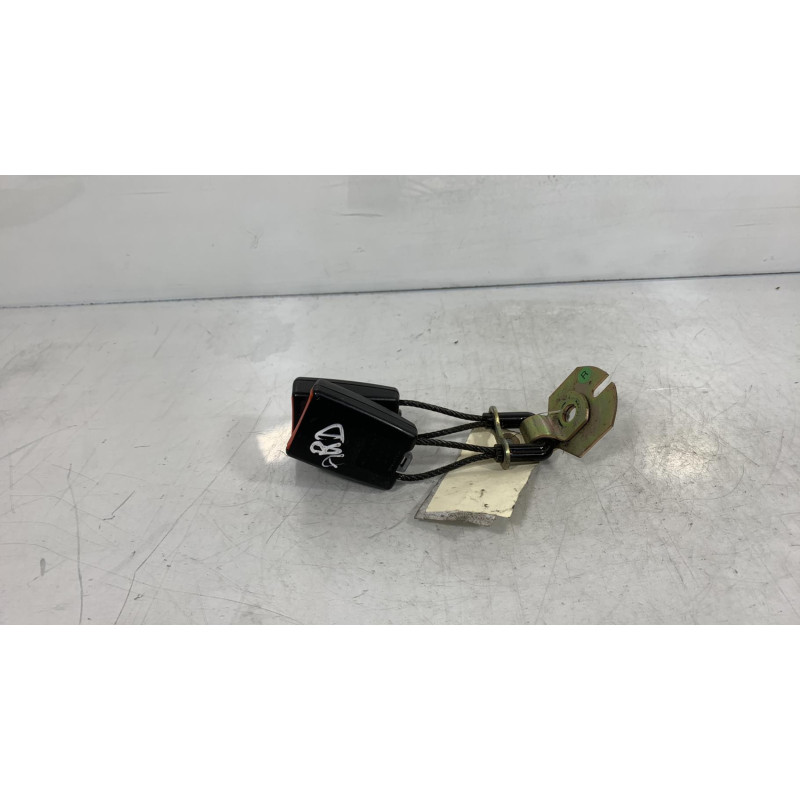 Attache ceinture arriere droit FORD MONDEO 1 Photo n°3