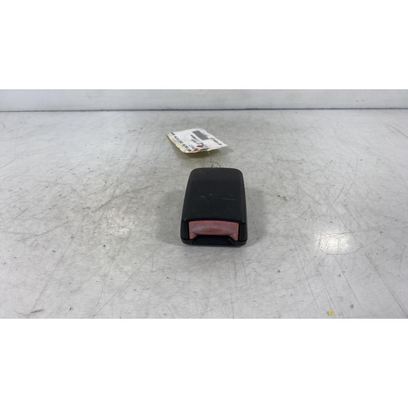 Attache ceinture avant droit FORD KA 1 Photo n°3