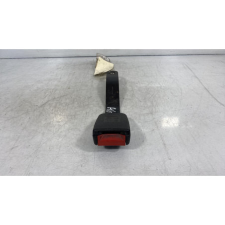 Attache ceinture avant gauche VOLKSWAGEN POLO 3 Photo n°1
